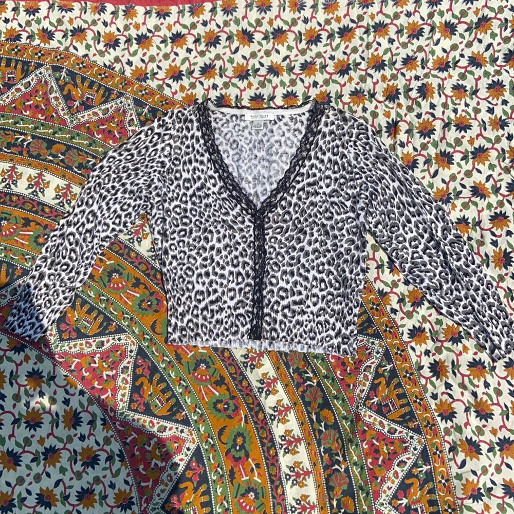 Leopard Cropped Long Sleeve